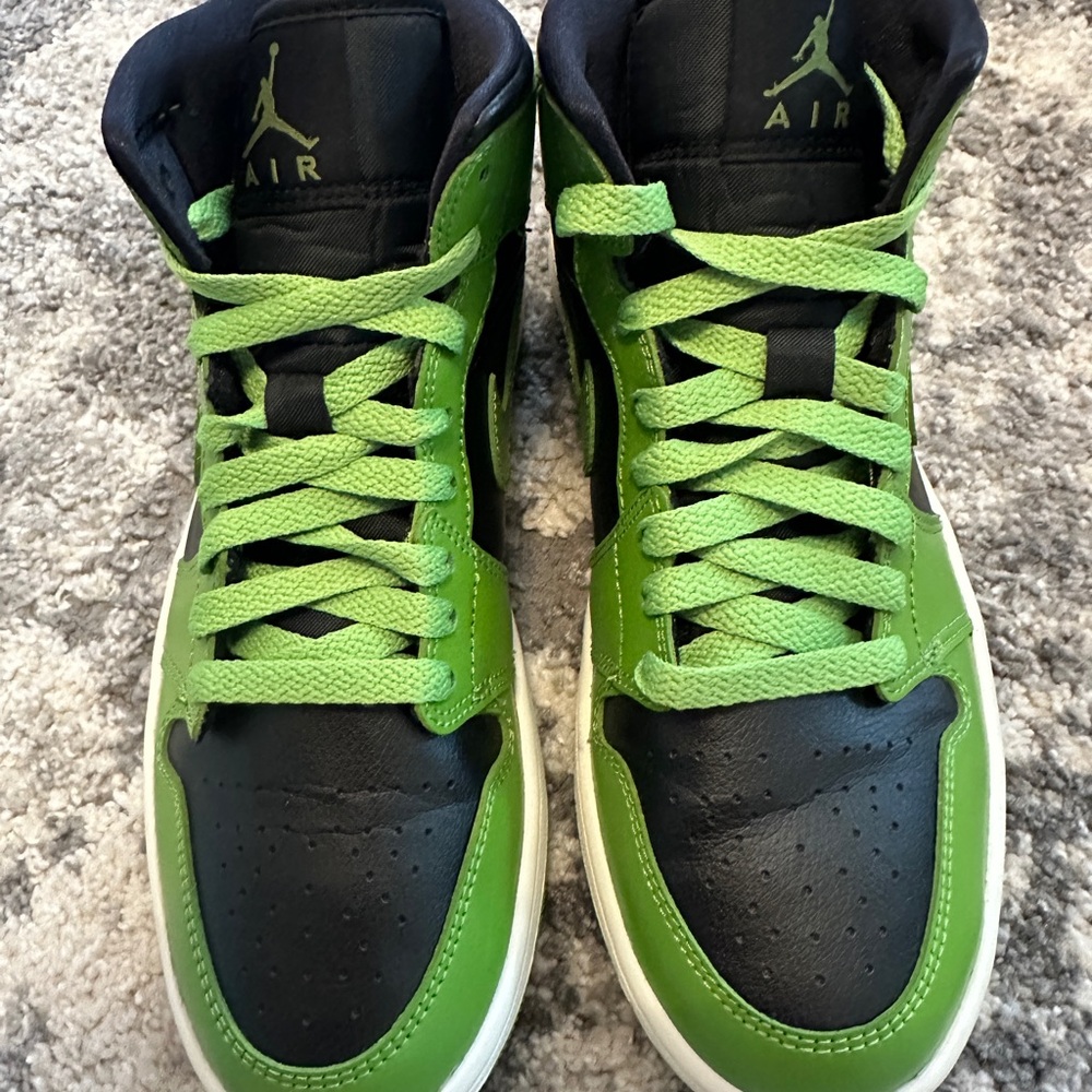 Nike Air Jordan Mid sneakers - Picture 3 of 5